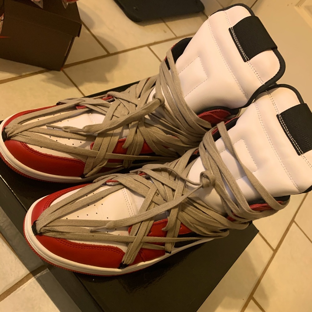 Rick Owens geobasket imitation.